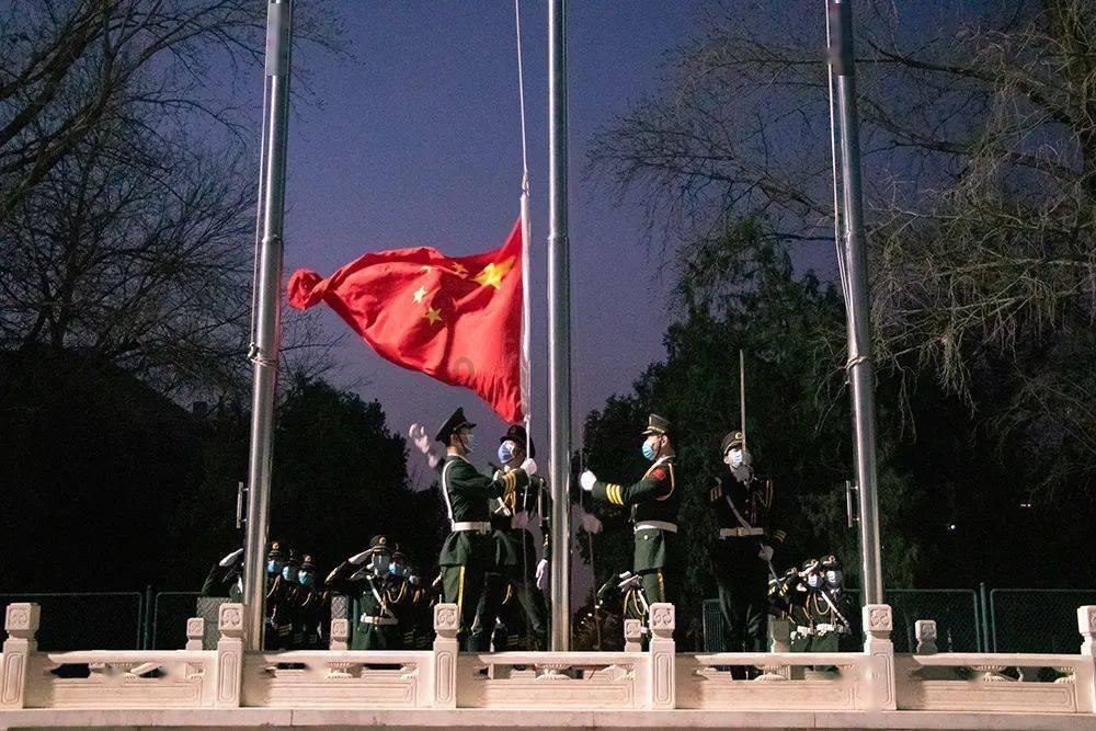 我们小能随意破坏学校里的花草树水。(改为反问句)-专业问答交流平台